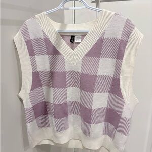 H&M Pink and Cream V-Neck Sweater Vest